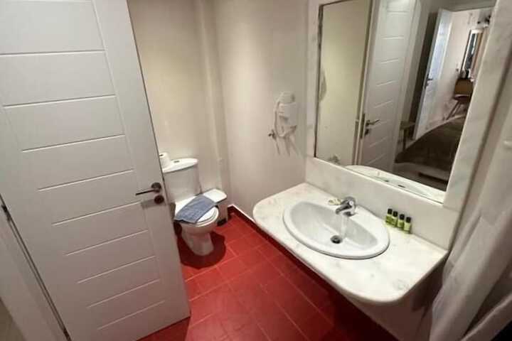 Room 45 of 54