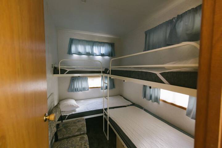 Room 34 of 67