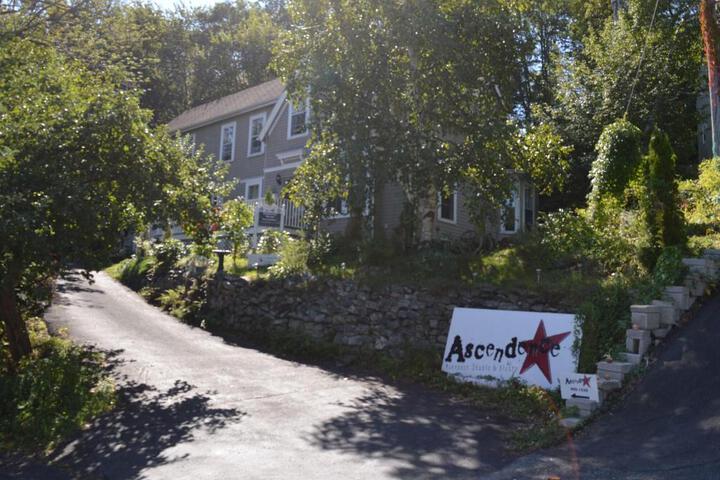 Ascendence Halifax Bed & Breakfast