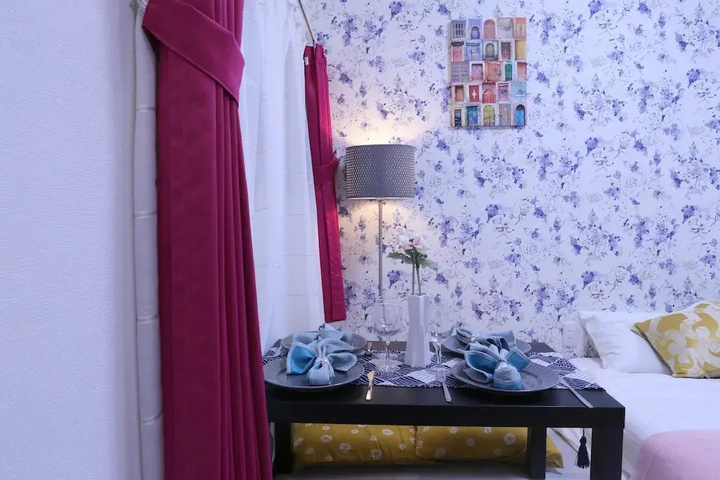 Room 2 of 25