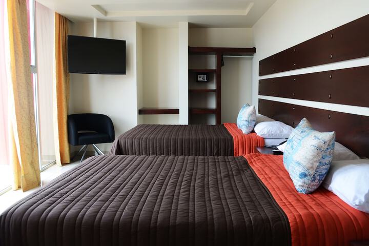Room 8 of 51