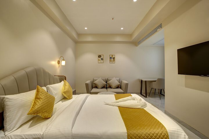 Room 34 of 63