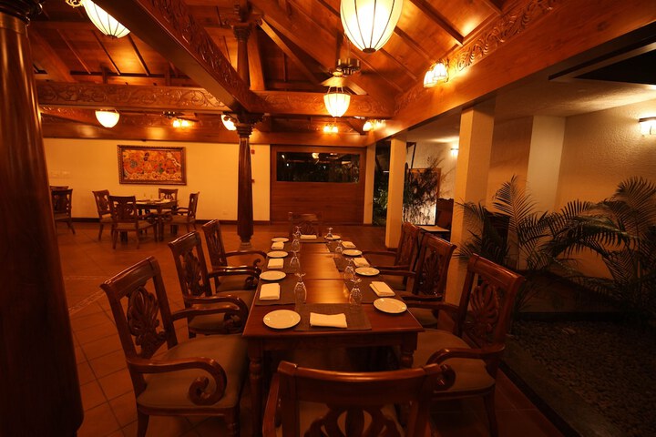 Dining 122 of 149