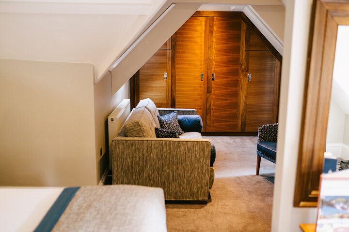 Room 20 of 39