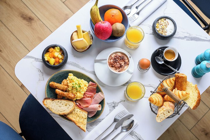 Breakfast/Coffee Service 49 of 66