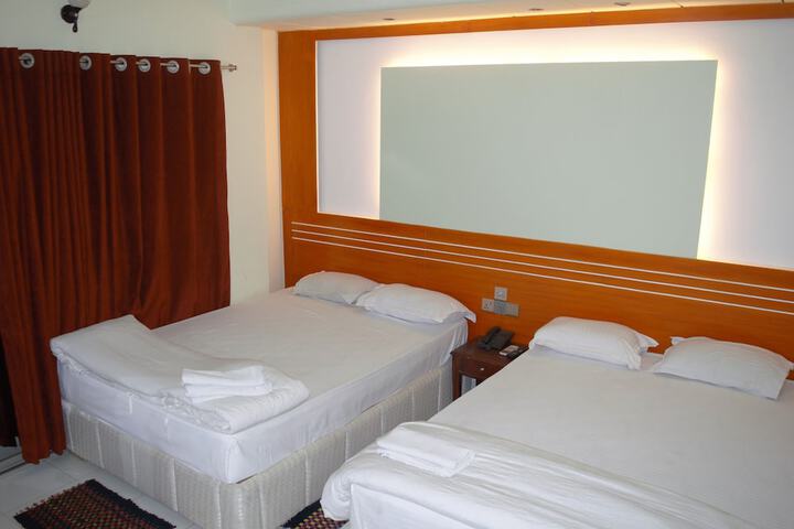 Room 8 of 24