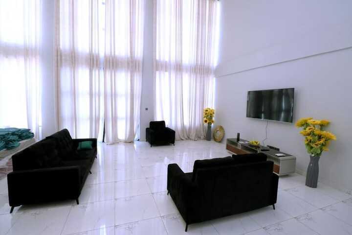 Room 34 of 44