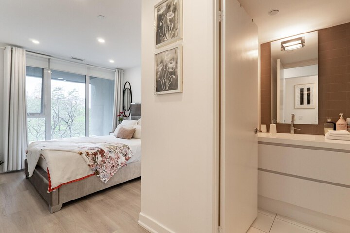 Room 20 of 108