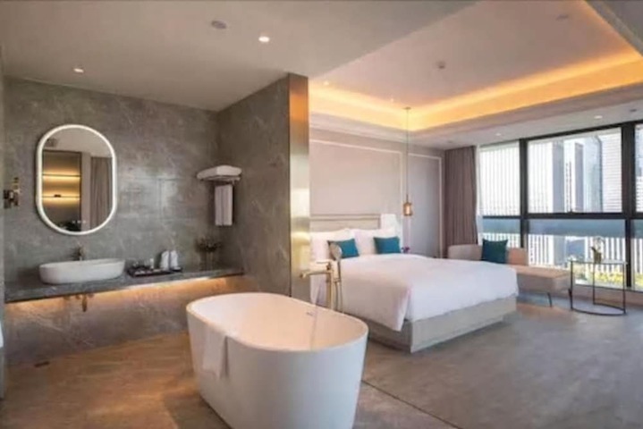 Room 40 of 66