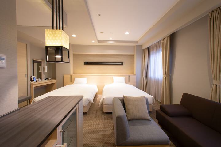 Room 16 of 84