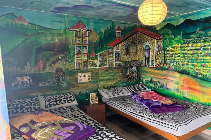 Room 29 of 195