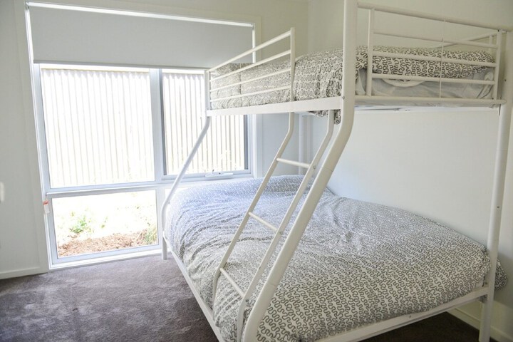Room 3 of 18