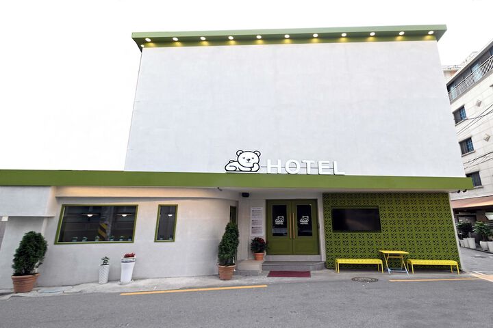 Hotel 103 of 113