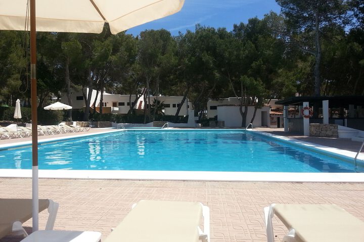 Pool 22 of 52