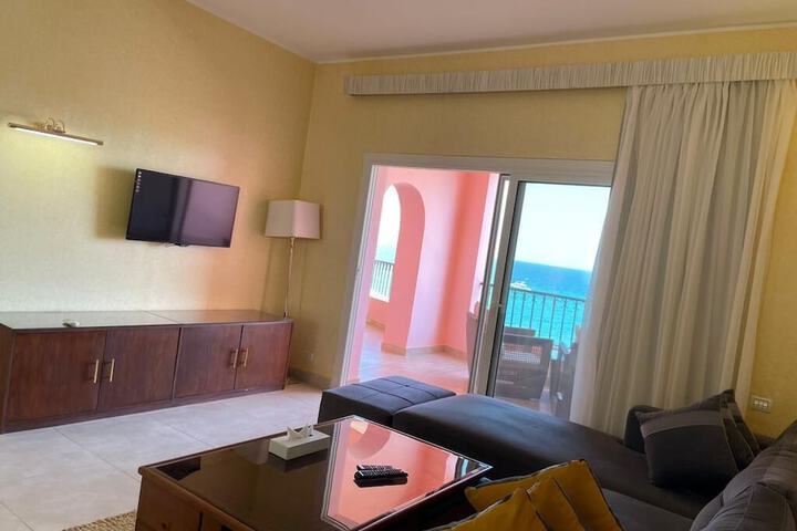 Room 21 of 33