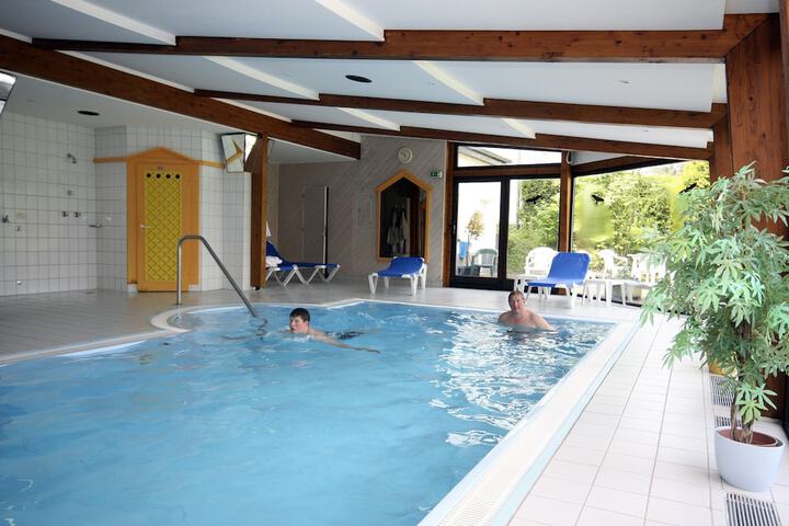 Pools & Facilities
