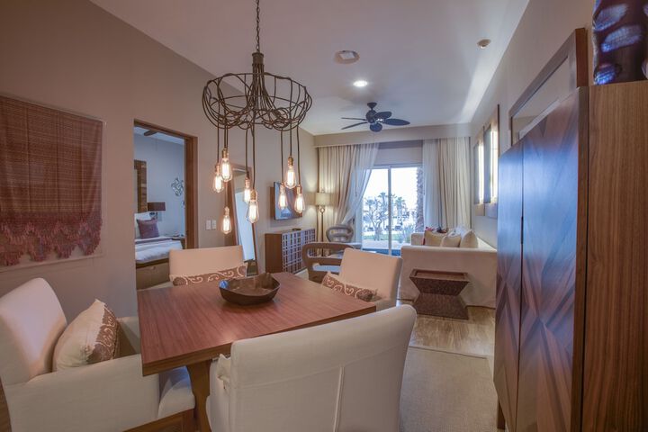 Room 15 of 110