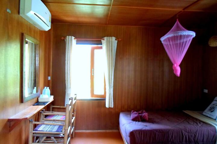 Room 26 of 54