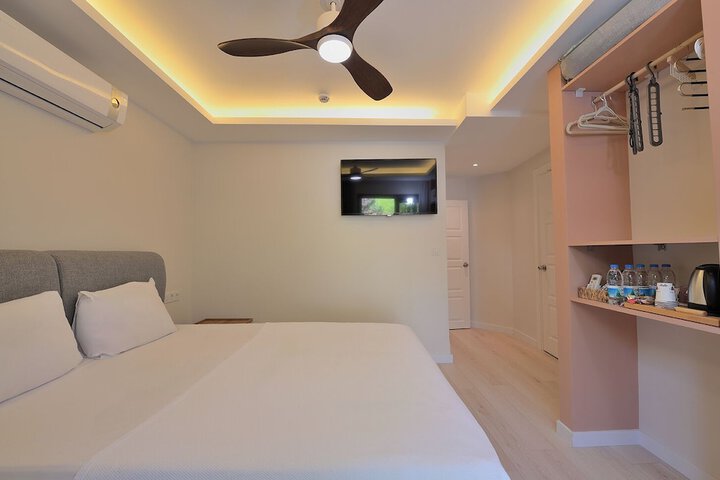 Room 14 of 29