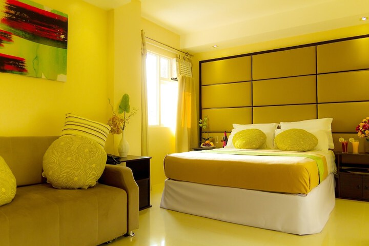 Room 10 of 40