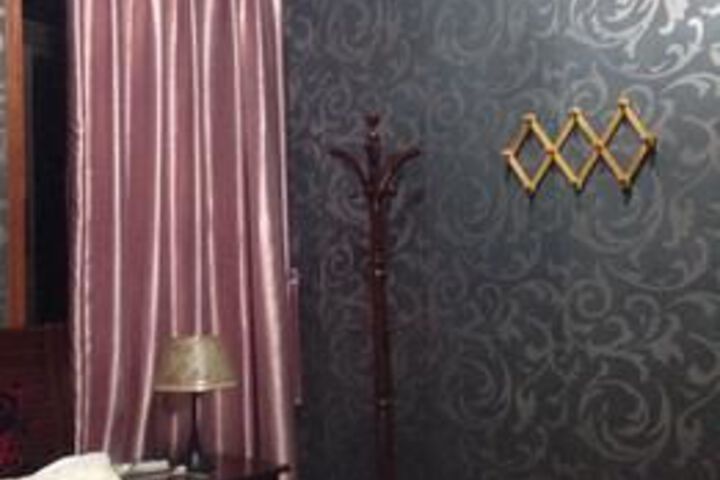 Room 26 of 71