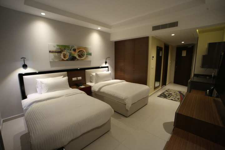 Room 14 of 101