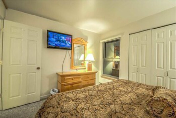 Room 22 of 32