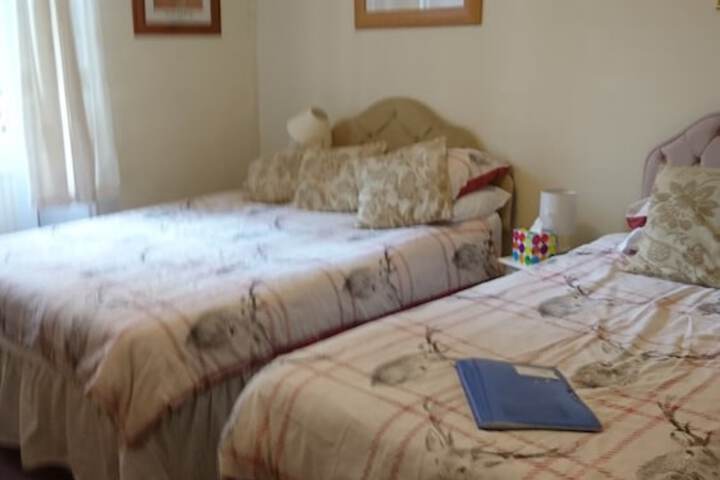Room 25 of 52