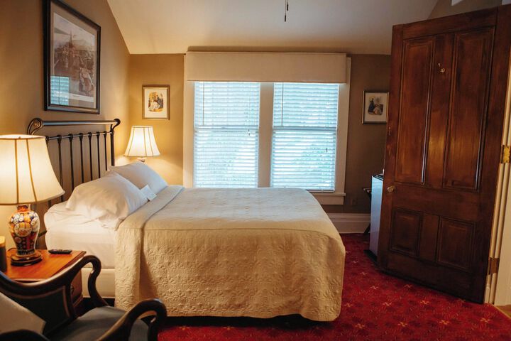 Room 61 of 207