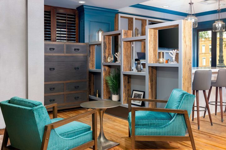 Concierge desk