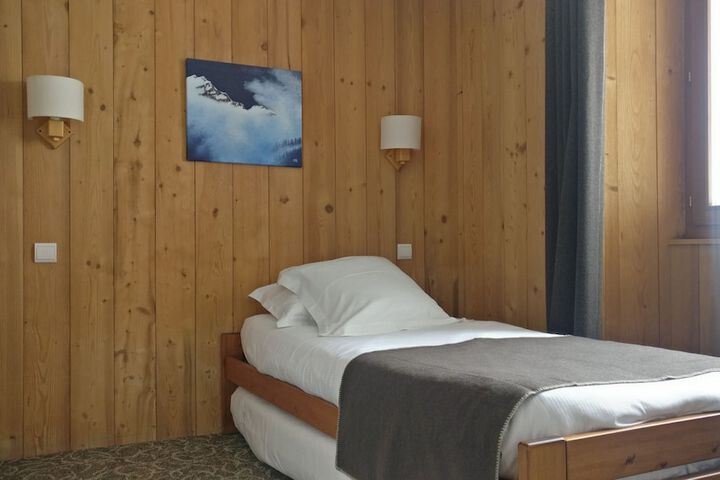 Room 19 of 53