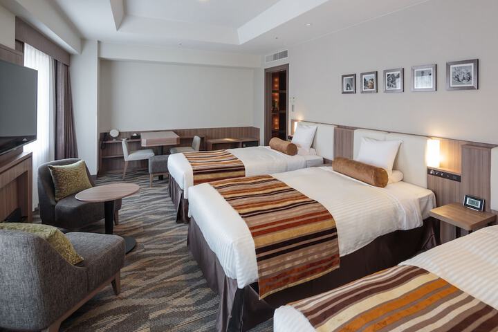 Room 4 of 39