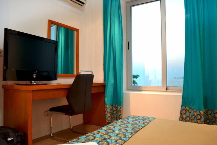 Room 8 of 49