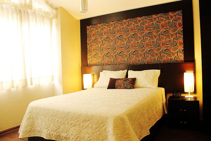 Room 8 of 16