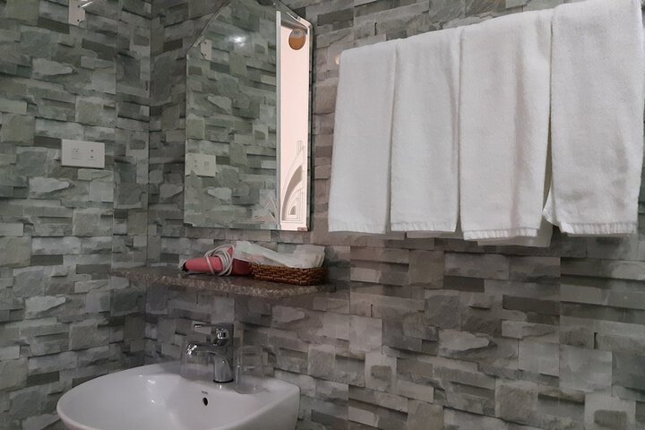 Room 30 of 59