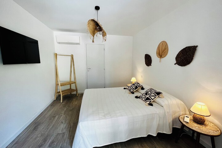 Room 4 of 46