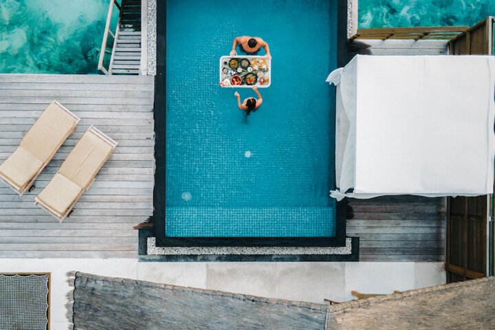 Pool 80 of 139