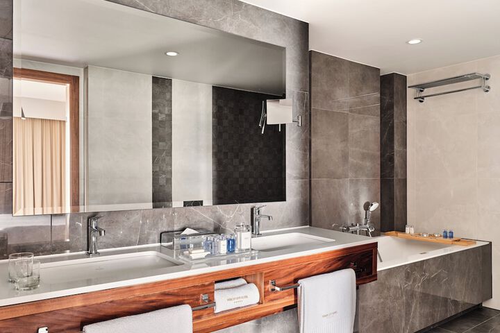 Clean Restrooms