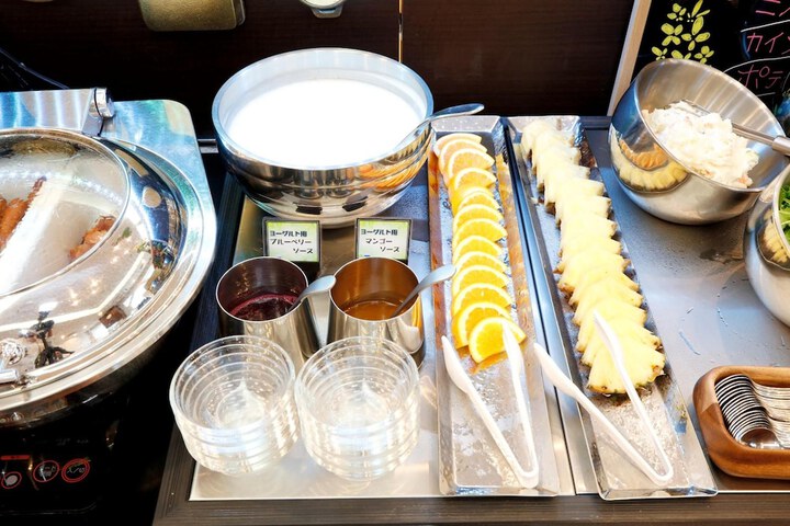 Breakfast buffet