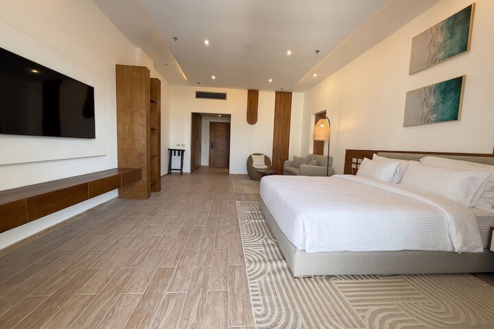Room 48 of 146