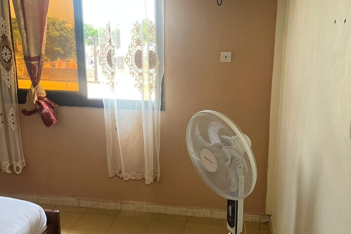 Room 5 of 23