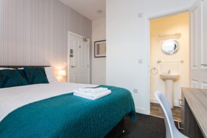 Room 16 of 26
