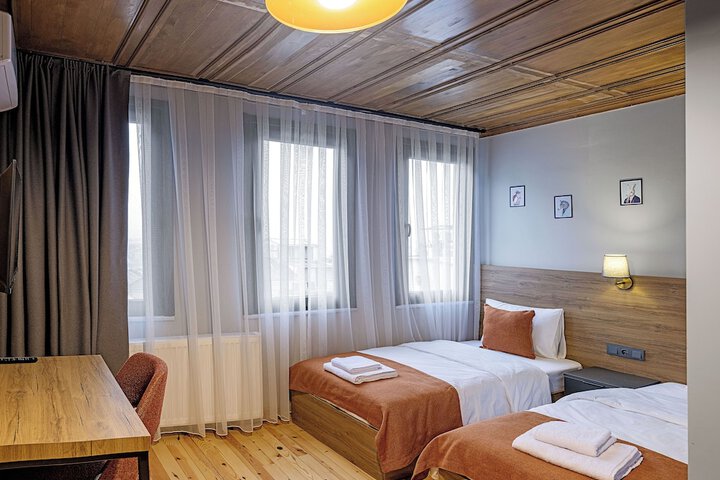 Room 48 of 72