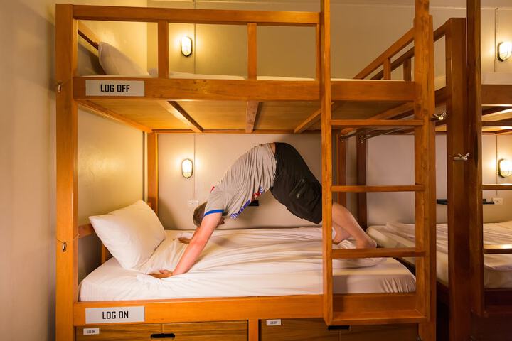 Room 14 of 49