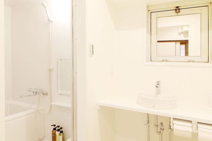 Room 150 of 219