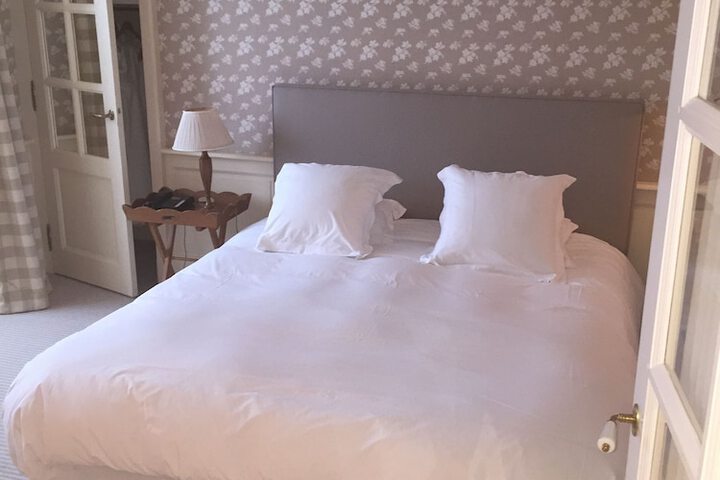 Room 13 of 43
