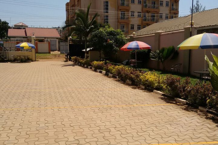 Property Grounds 24 of 35