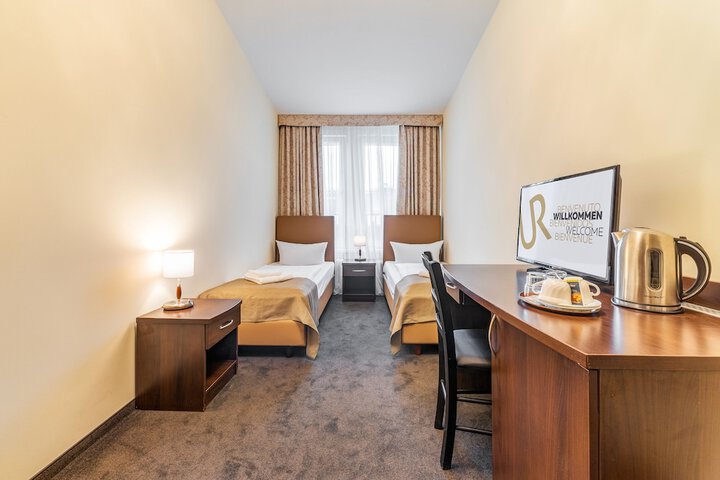 Room 43 of 89