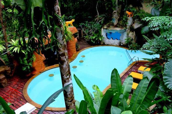Pool 64 of 108