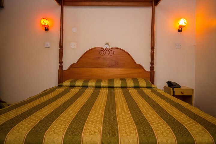 Room 10 of 97